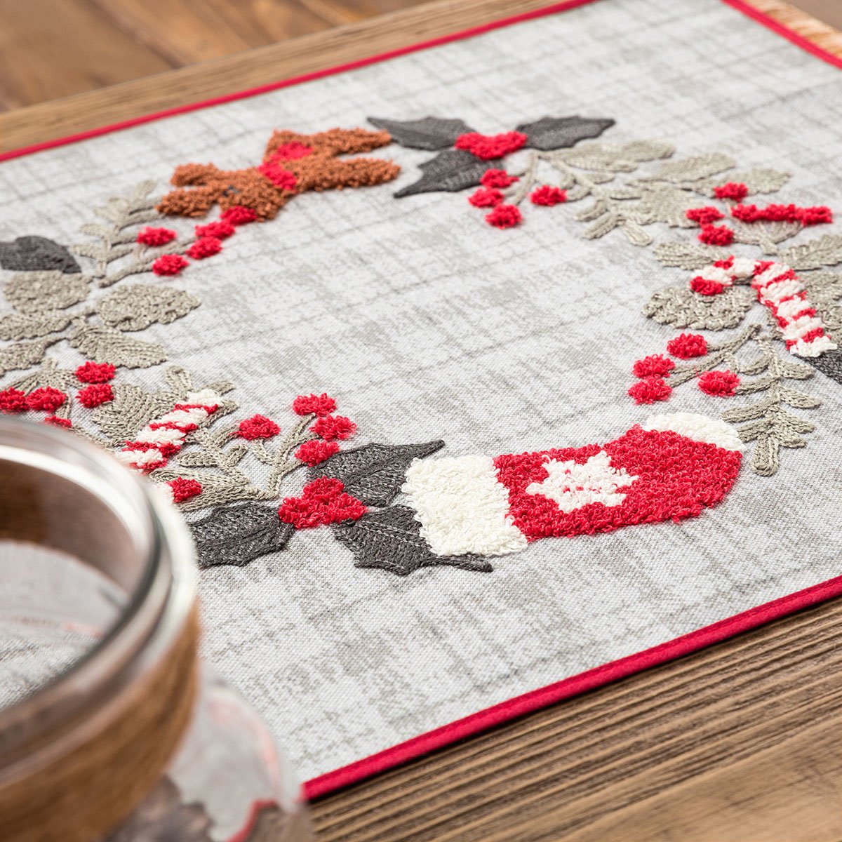 Christmas Wreath Runner - Image 4