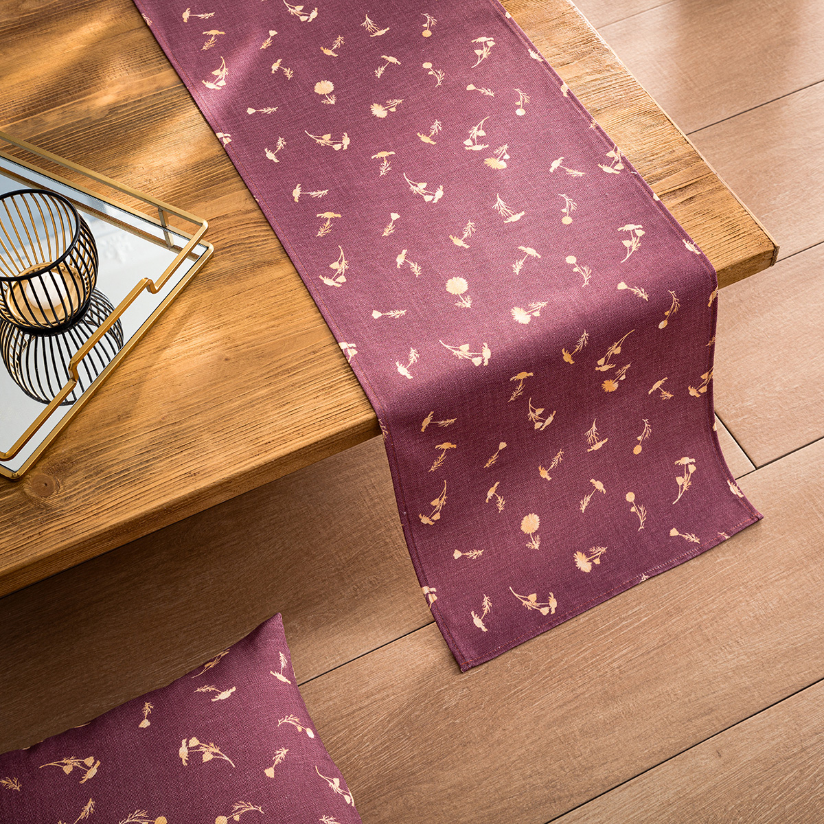 Cherry Flower Runner