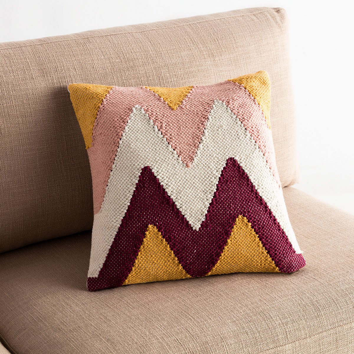 Jannat Red Leather Μαξιλαροθήκη