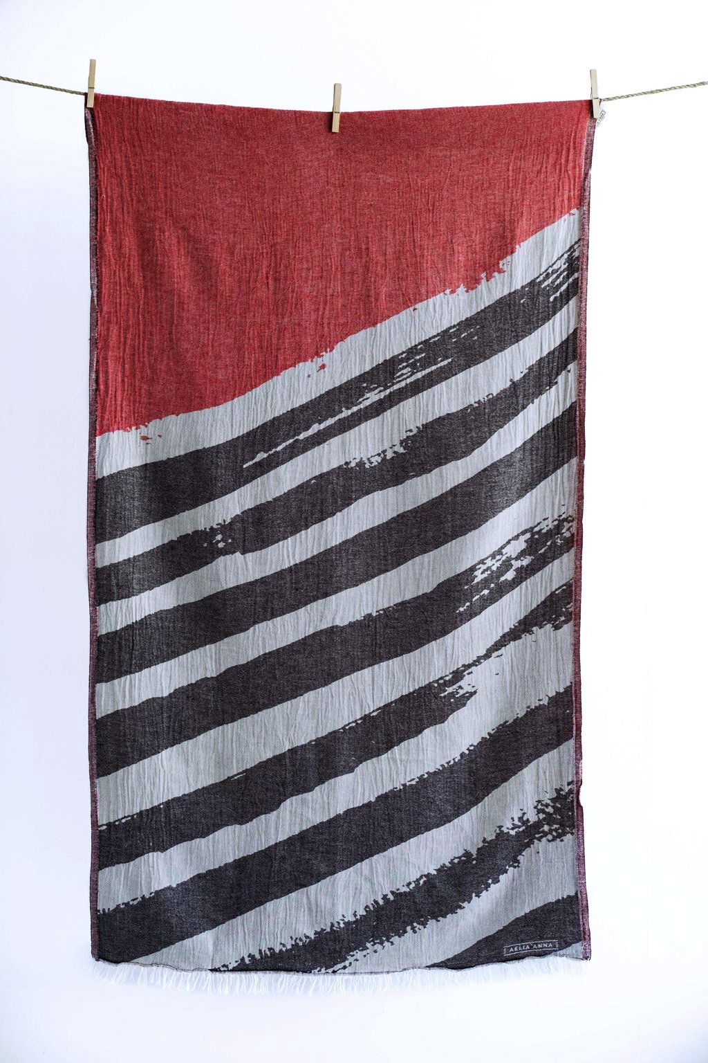 Ornos Pestemal - Red & Black