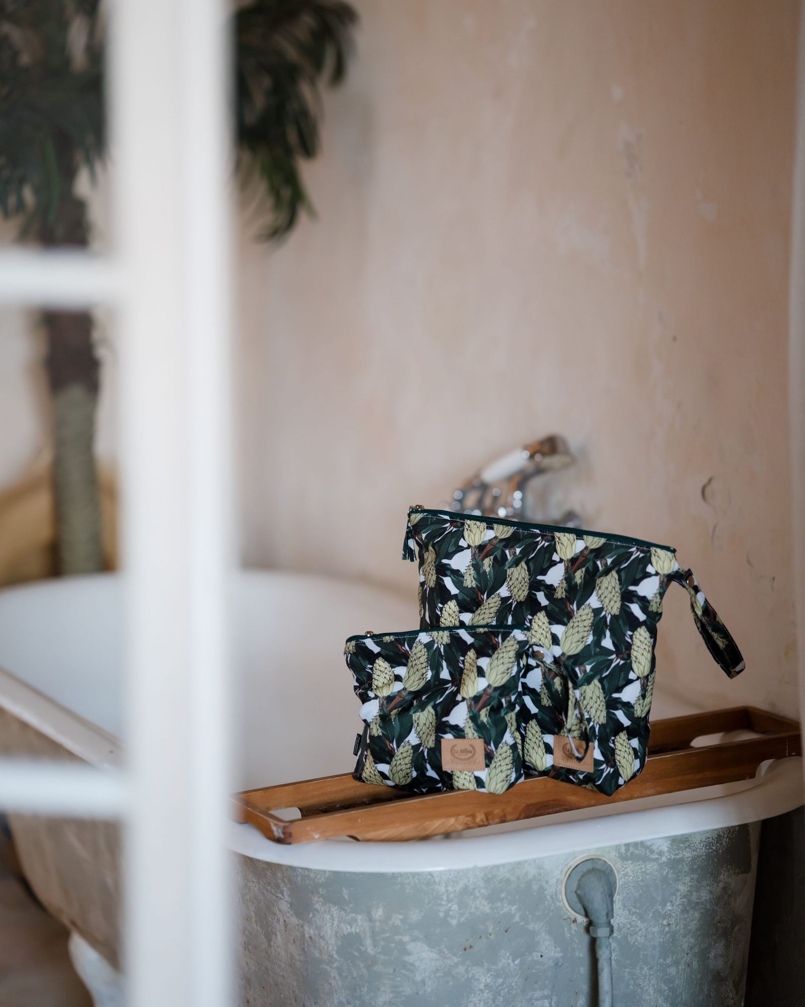 Wild Blossom Waterproof Travel Bag 3 Μεγέθη - Image 4