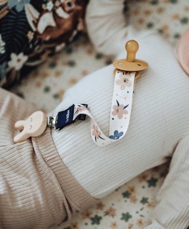 Pacifier Clip – Pretty Floral - Image 2