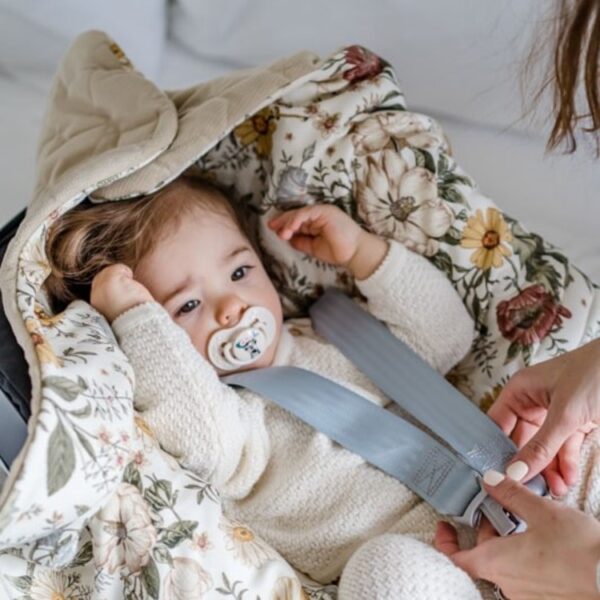 Organic Jersey Car Seat Blanket (Διπλής Όψης - 3 Σημείων) - Bright Luna - Sand - Image 9