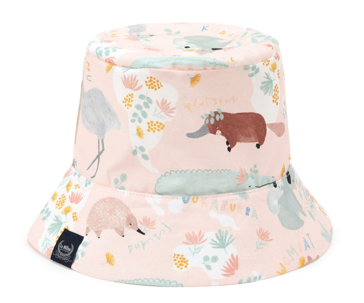 Dundee & Friends Bucket Hat σε δύο μεγέθη με χαριτωμένα σχεδιάκια