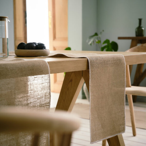Home Naval Beige Runner 429/06 2 τεμάχια στρωμένα σε τραπέζι
