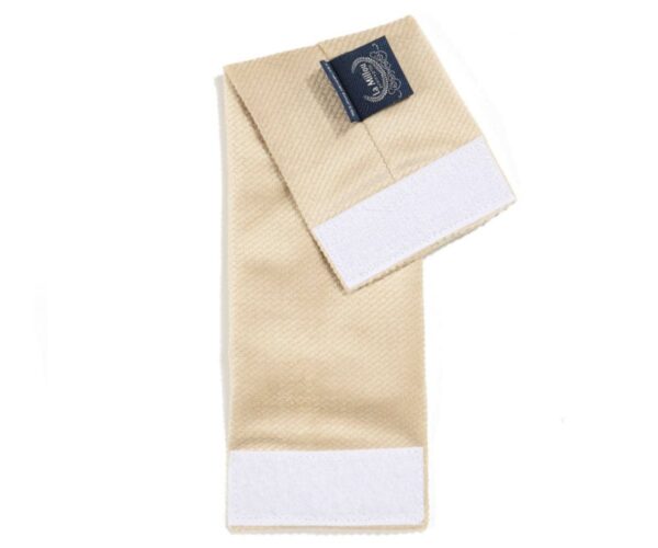 Velvet Handle Sand