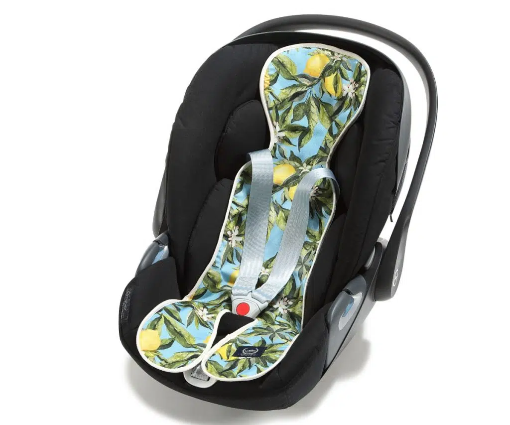 Positano Προστατευτικό Car Seat τοποθετημένο σε καρεκλάκι αυτοκινήτου