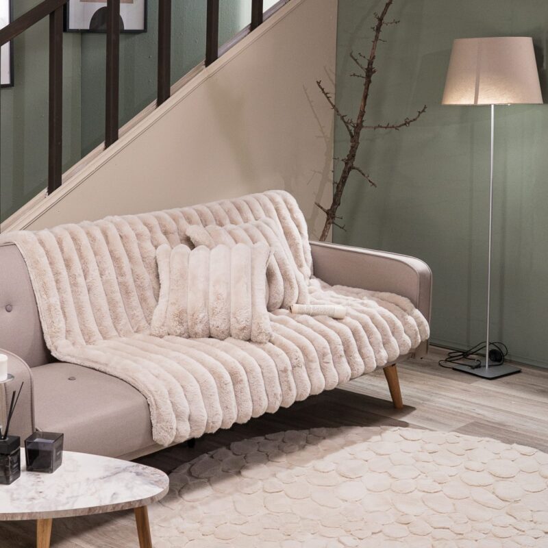 Wave 02 Γούνινο Ριχτάρι