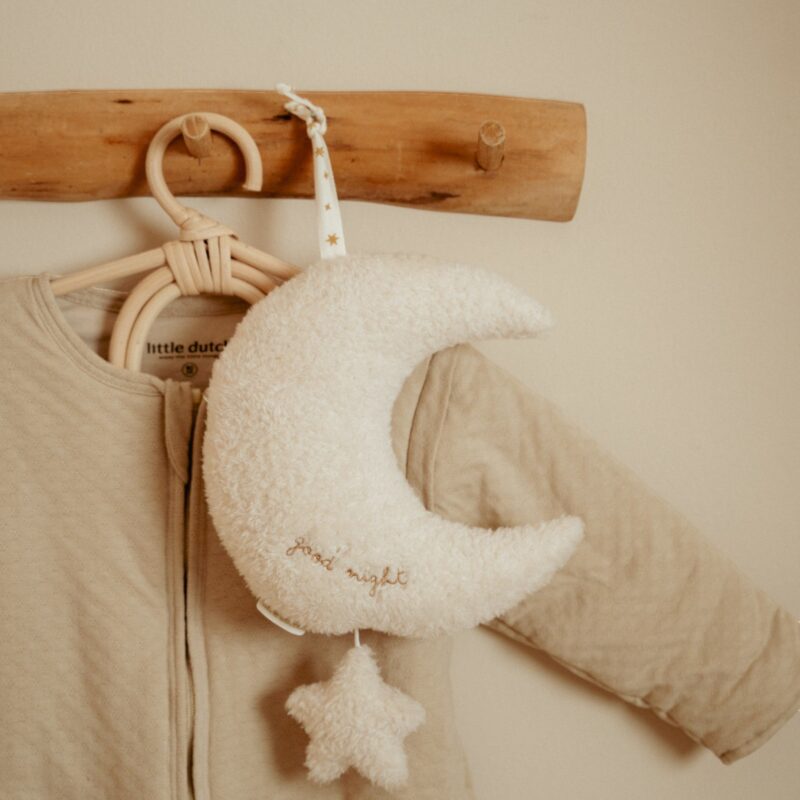Newborn Naturals Υφασμάτινο Μουσικό Φεγγαράκι