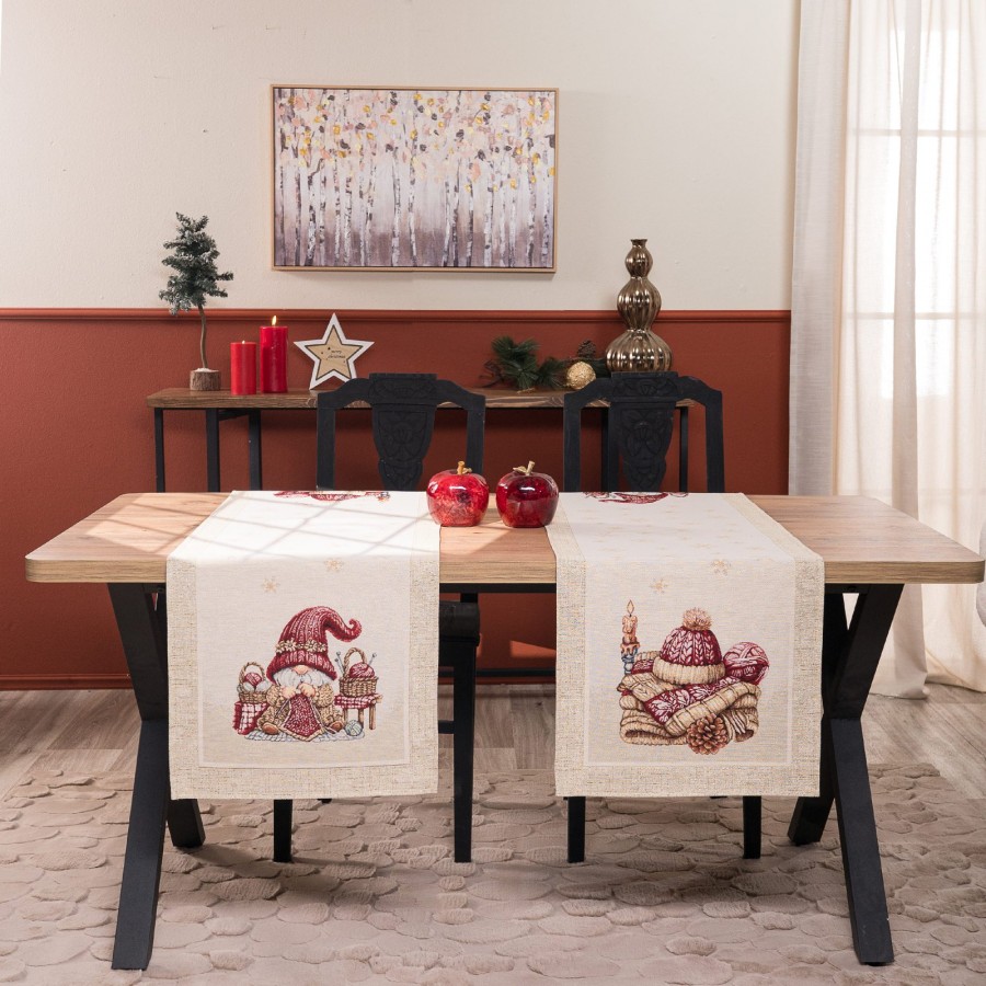 Velbert Runner, στρωμένο σε τραπέζι