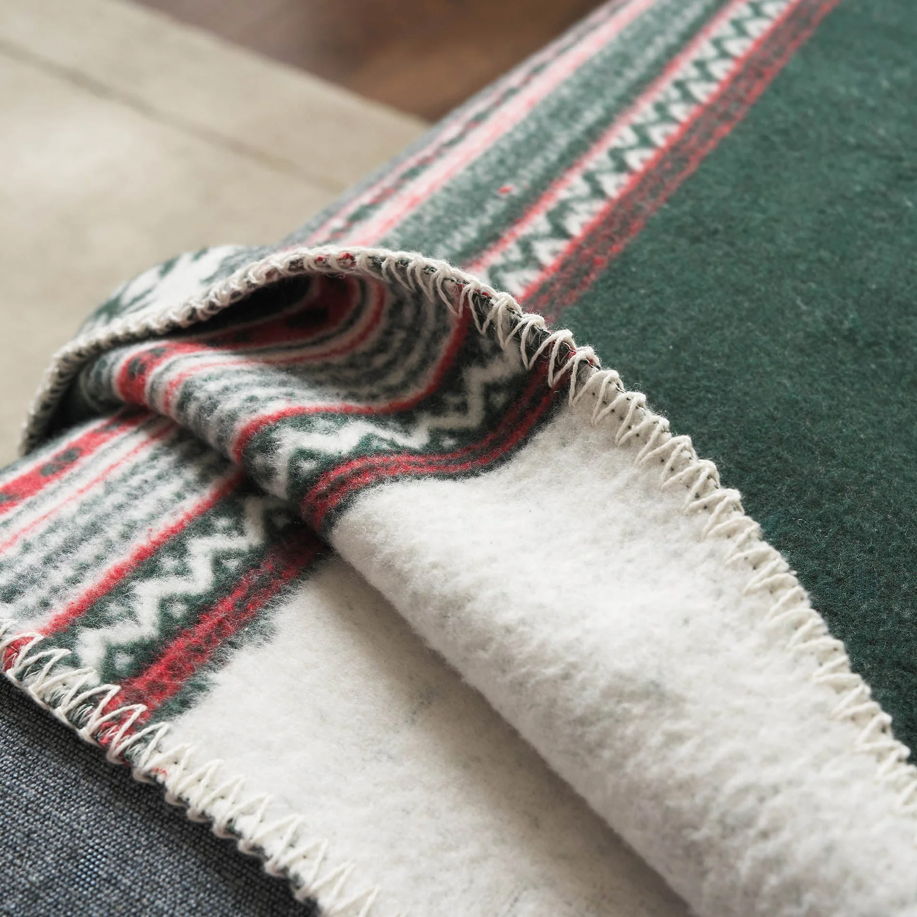 Waffle 461 Κουβερτάκι Καναπέ, στρωμένο σε καναπέ