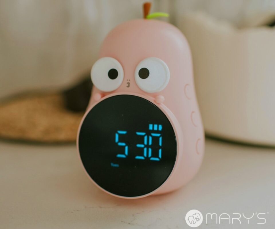 Αχλάδι Φωτιζόμενο Ηλεκτρονικό Ξυπνητήρι Ροζ