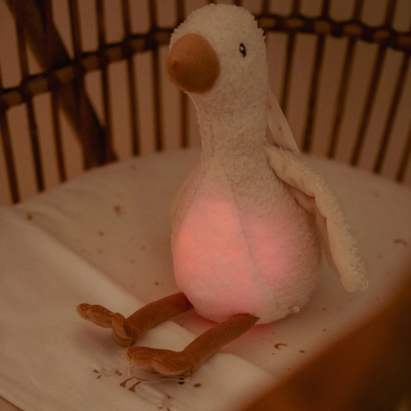 Little Goose Υφασμάτινη Χήνα Με Φωτισμό, Λευκούς Ήχους & Μουσική, τοποθετημένο σε στρώμα