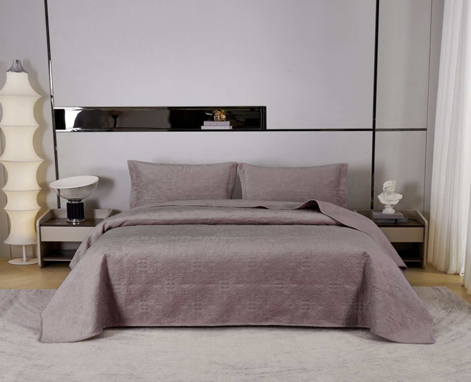 Mandy Κουβερλί Υ/Δ Amethyst στρωμένο σε κρεβάτι